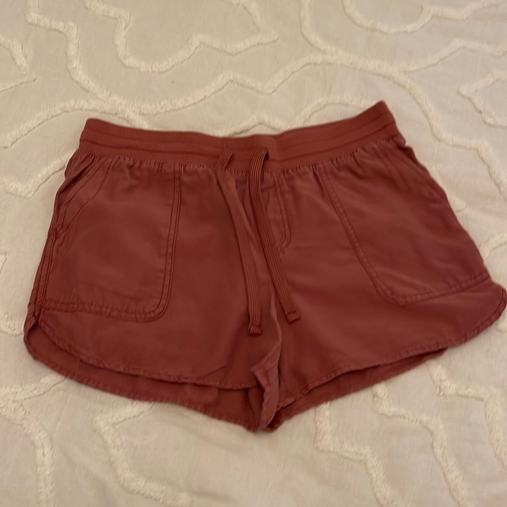 MAURICES SHORTS size M